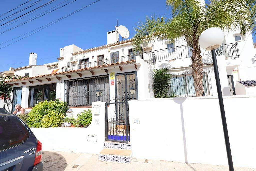 Townhouse Villamartin Alicante