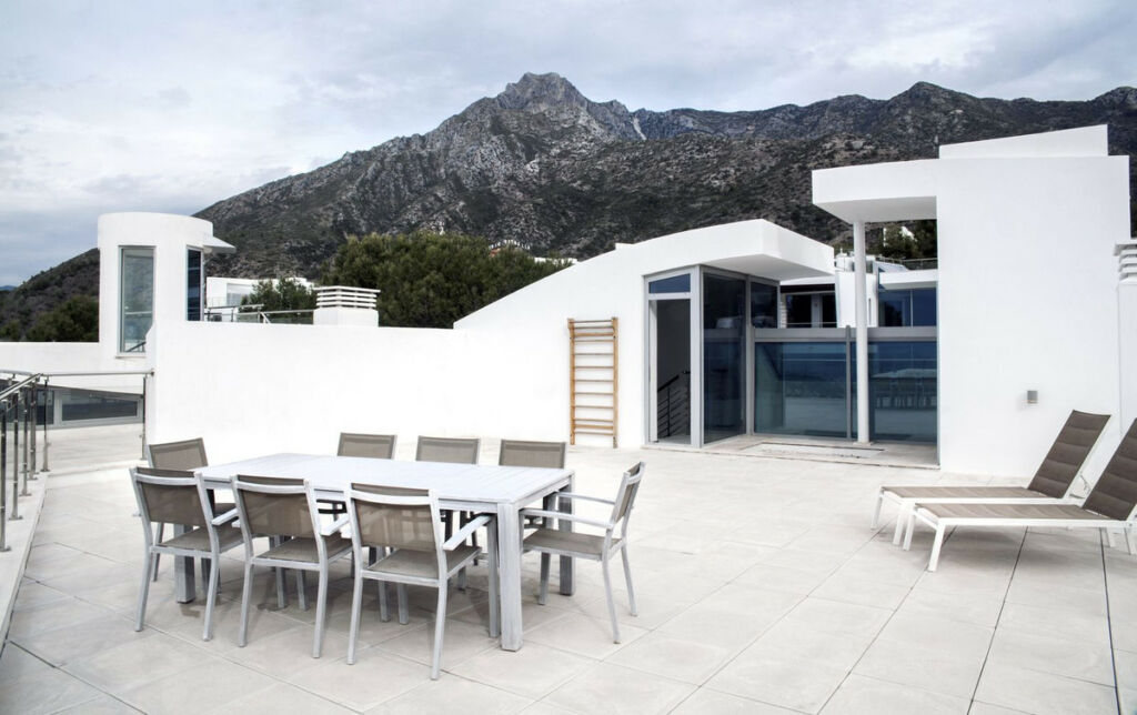 Townhouse Sierra Blanca Málaga - image 20