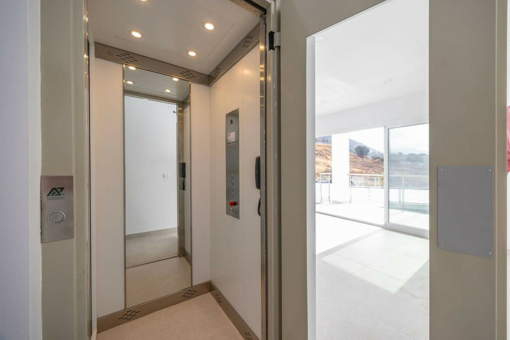 Detached Villa Nerja Málaga - image 18
