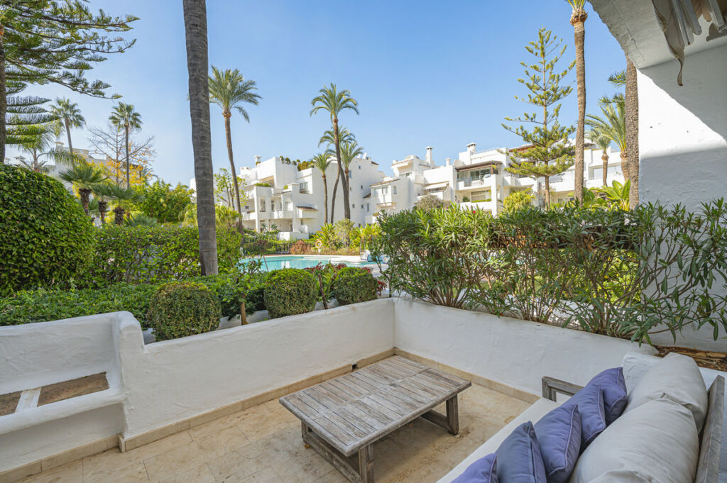 Ground Floor Apartment The Golden Mile Málaga - image 18