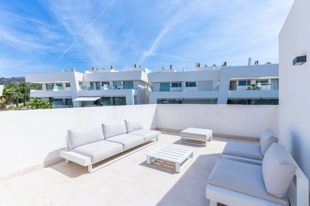 Townhouse Río Real Málaga - image 18