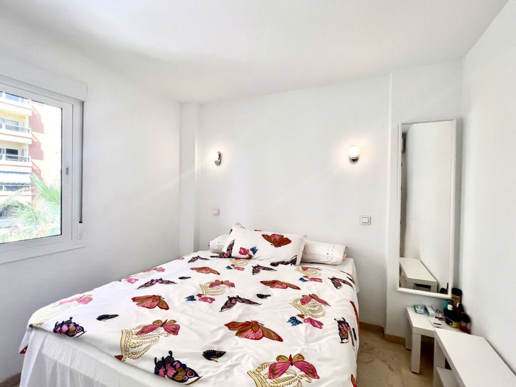 Middle Floor Apartment Fuengirola Málaga - image 18