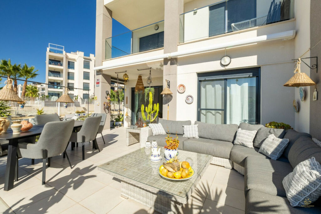 Ground Floor Apartment Villamartin Alicante - image 2