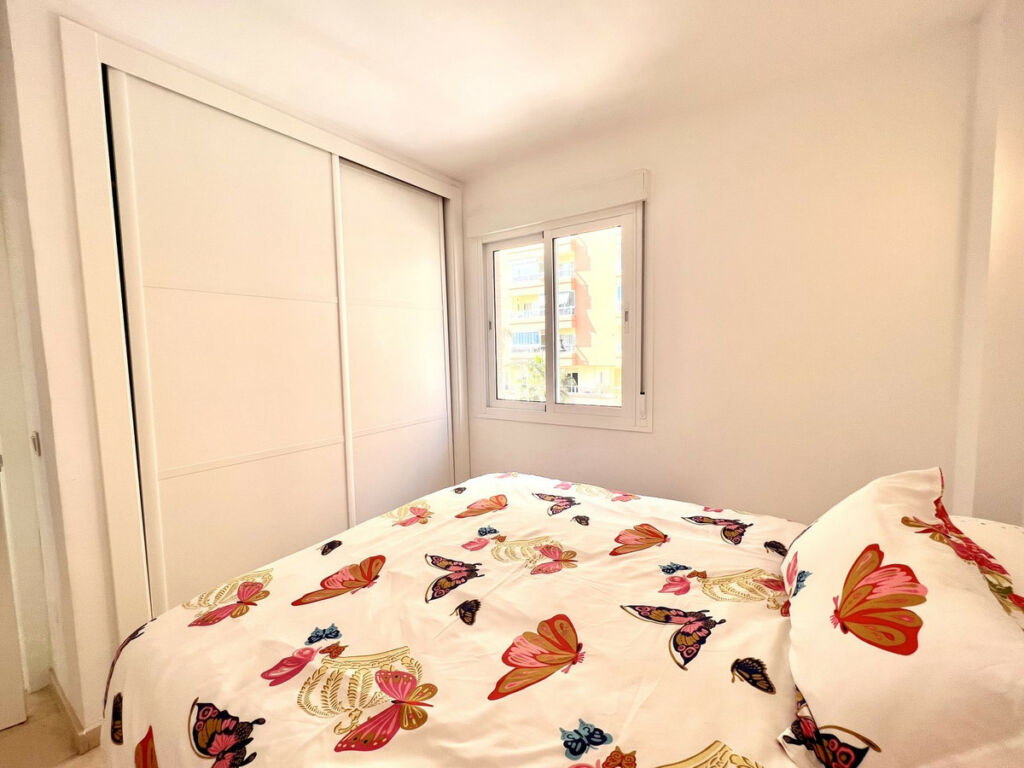 Middle Floor Apartment Fuengirola Málaga - image 19