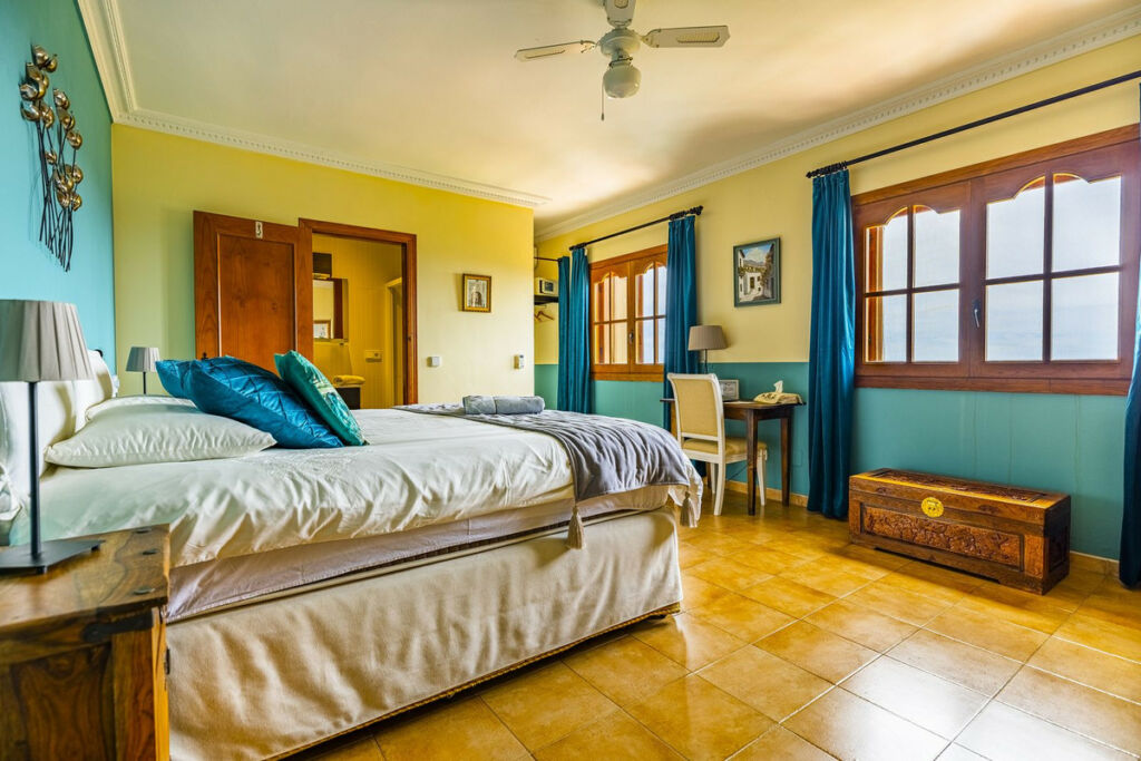 Detached Villa Cómpeta Málaga - image 19