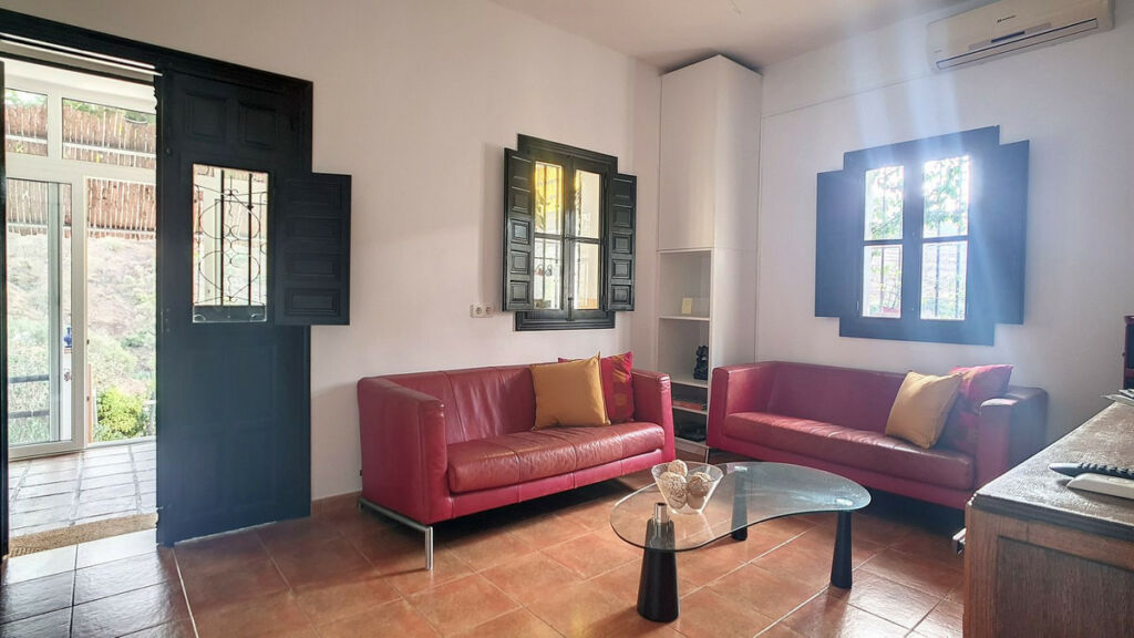 Detached Villa Arenas Málaga - image 13