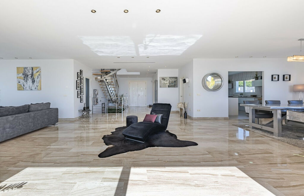 Detached Villa El Rosario Málaga - image 21