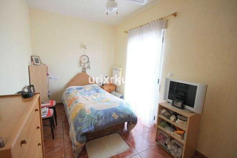Detached Villa Aguas Nuevas Alicante - image 19