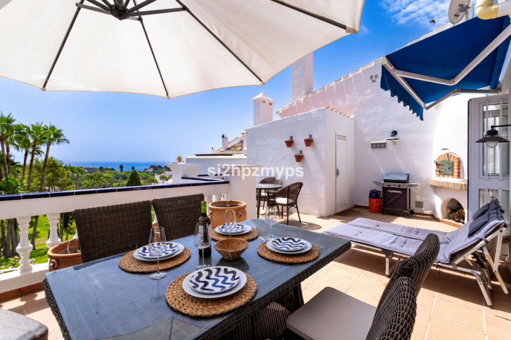 Ground Floor Apartment Nerja Málaga - image 2