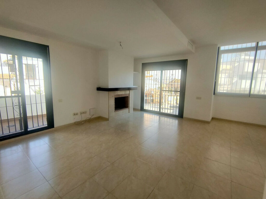 Semi-Detached House Cancelada Málaga - image 2