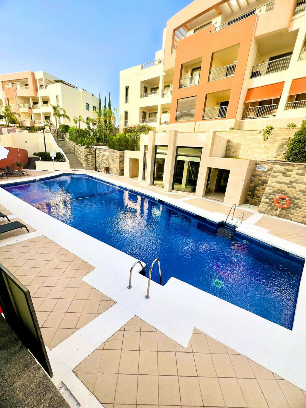 Ground Floor Apartment Altos de los Monteros Málaga - image 2