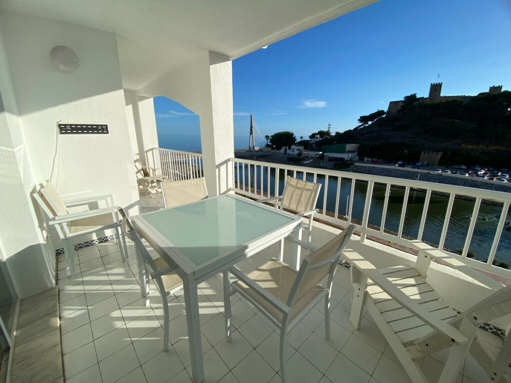 Middle Floor Apartment Fuengirola Málaga - image 2