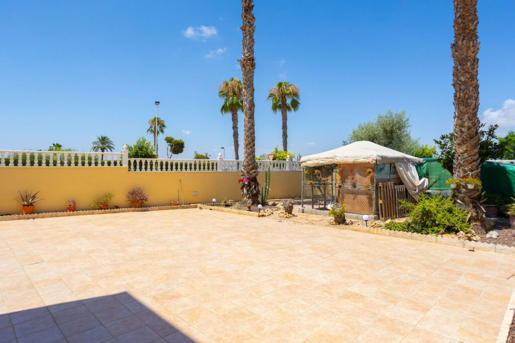 Detached Villa La Siesta Alicante - image 2