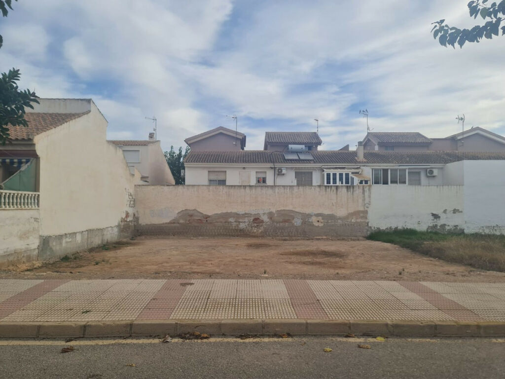 Residential Plot Los Alcazares Murcia - image 2