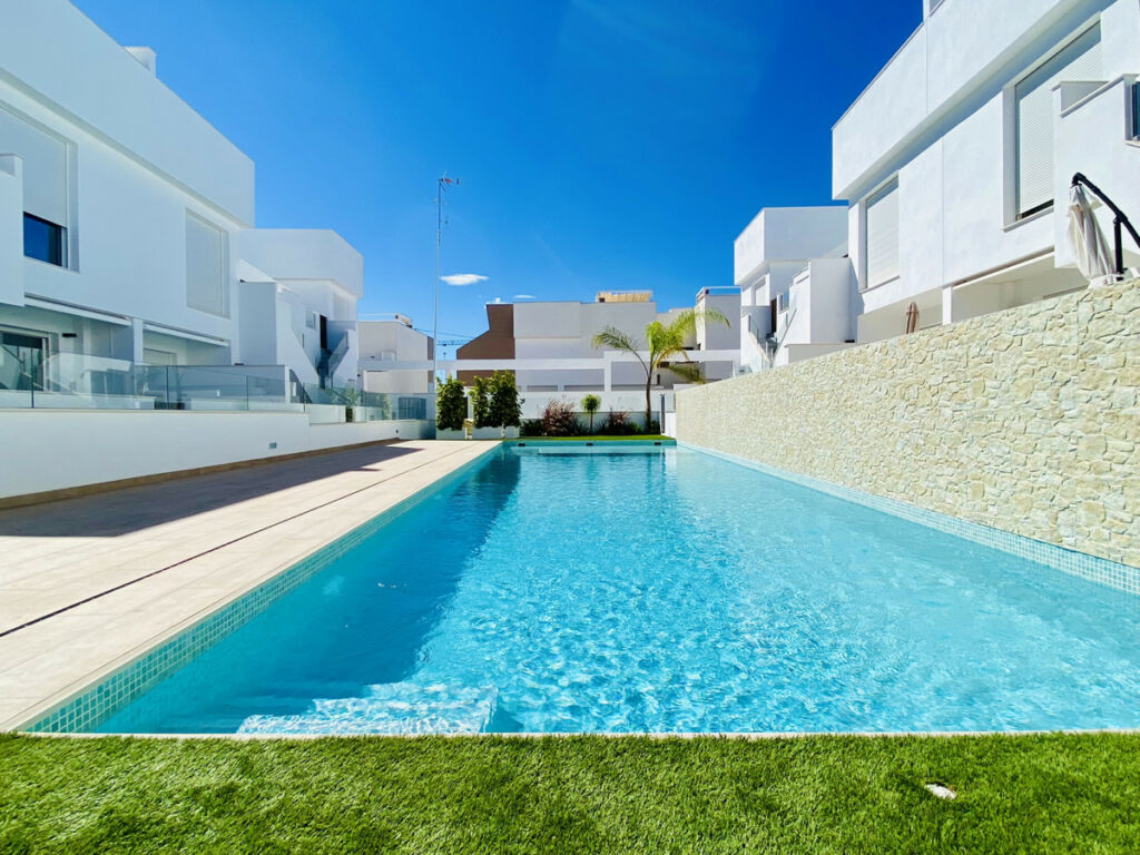 Ground Floor Apartment Pilar de la Horadada Alicante - image 2