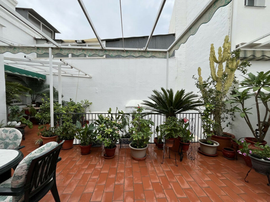 Townhouse Pizarra Málaga - image 2