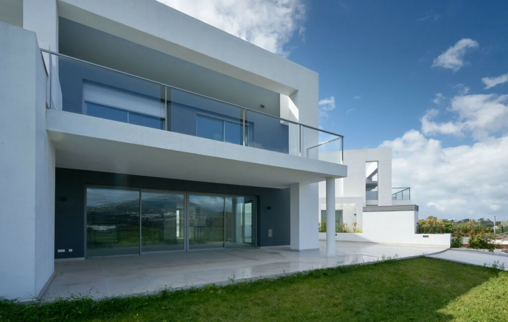 Semi-Detached House San Pedro de Alcántara Málaga - image 2
