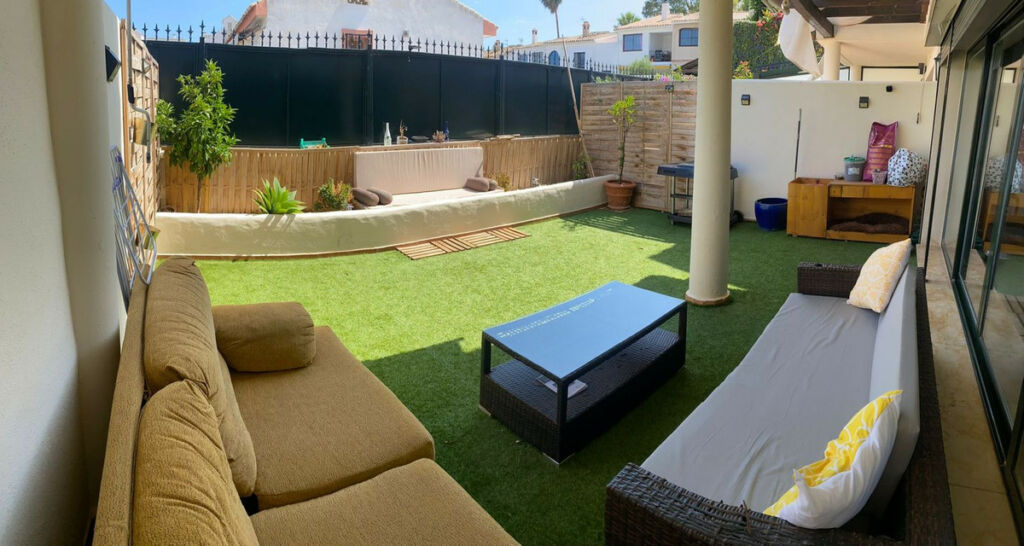 Townhouse Estepona Málaga - image 3