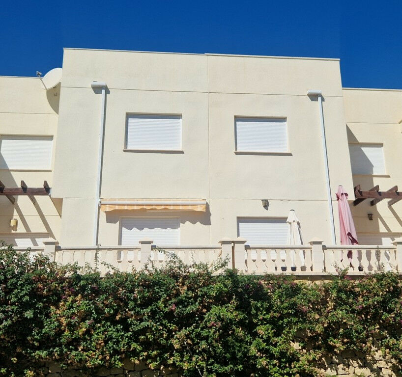 Semi-Detached House Relleu Alicante - image 2