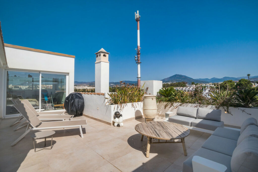 Penthouse Nueva Andalucía Málaga - image 20