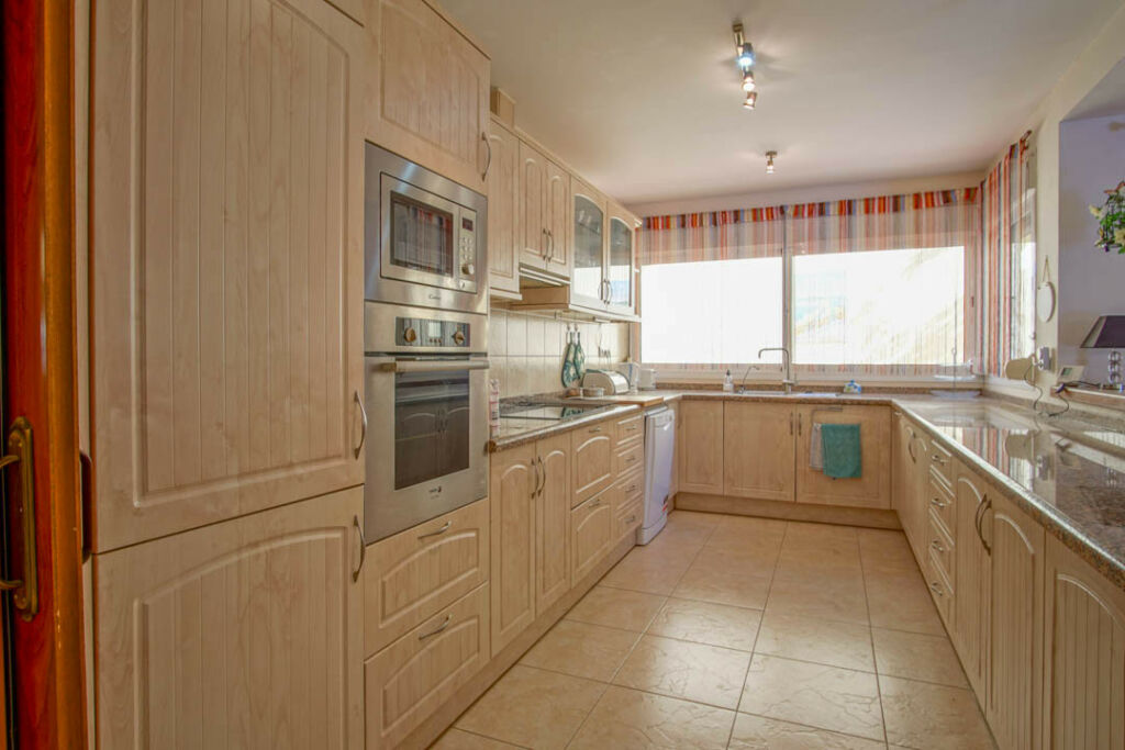 Detached Villa Altea Alicante - image 20