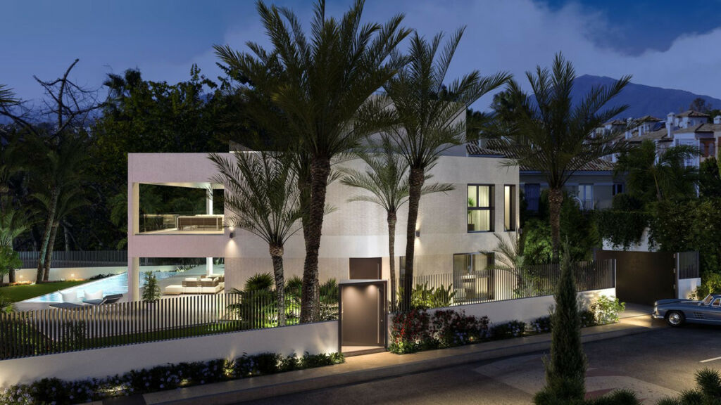 Detached Villa Guadalmina Baja Málaga - image 20