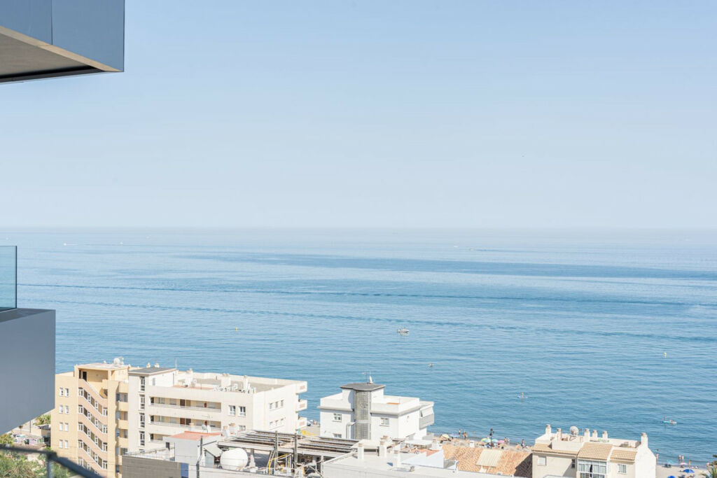 Middle Floor Apartment Fuengirola Málaga - image 20