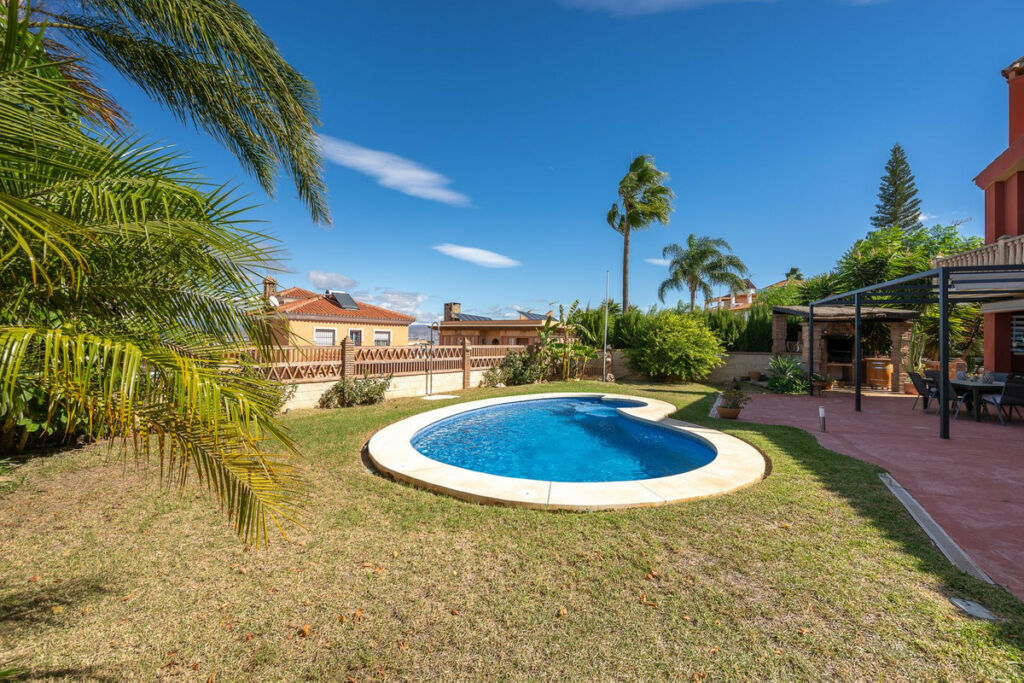 Detached Villa Alhaurín de la Torre Málaga - image 20