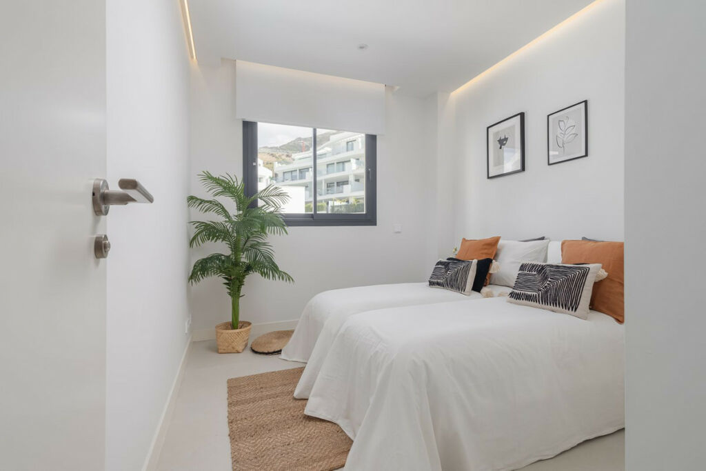 Middle Floor Apartment Fuengirola Málaga - image 23