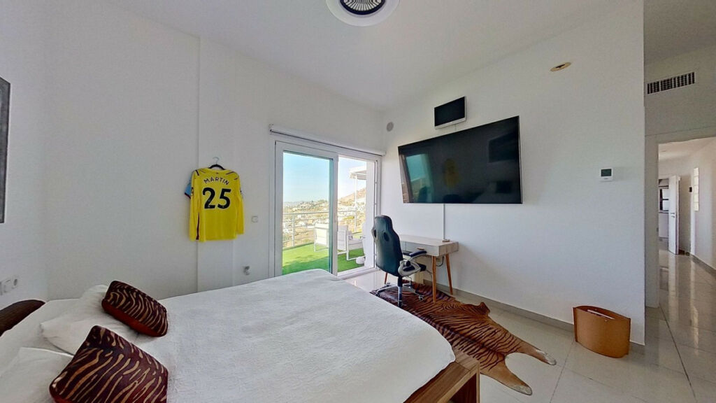Detached Villa Benalmadena Málaga - image 20