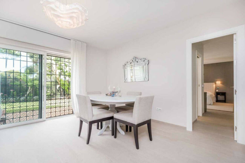 Detached Villa Río Real Málaga - image 23