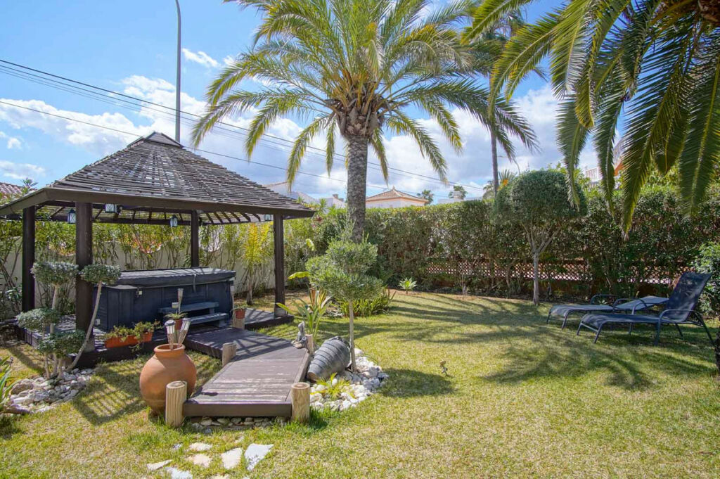 Detached Villa Els Poblets Alicante - image 21