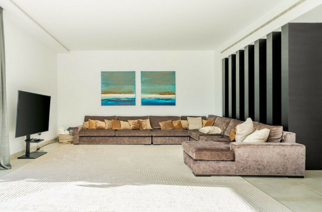 Detached Villa Benahavís Málaga - image 21