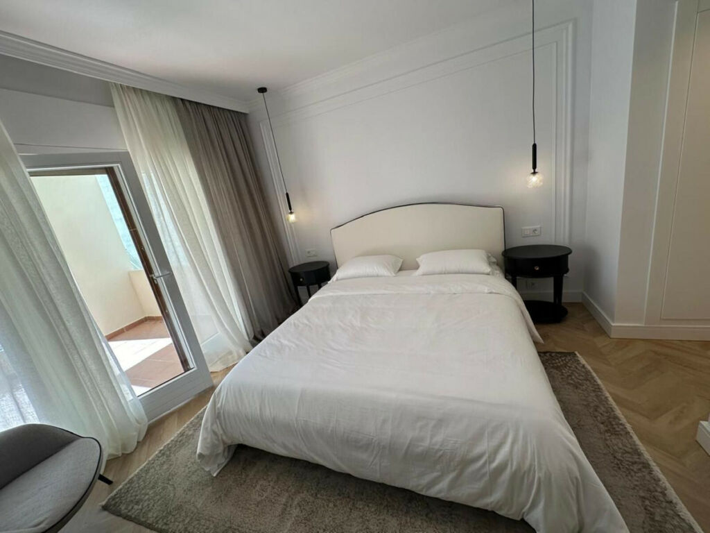 Ground Floor Apartment Estepona Málaga - image 22