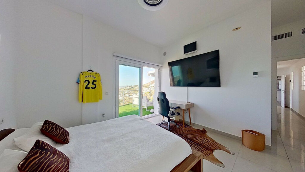 Detached Villa Benalmadena Málaga - image 21