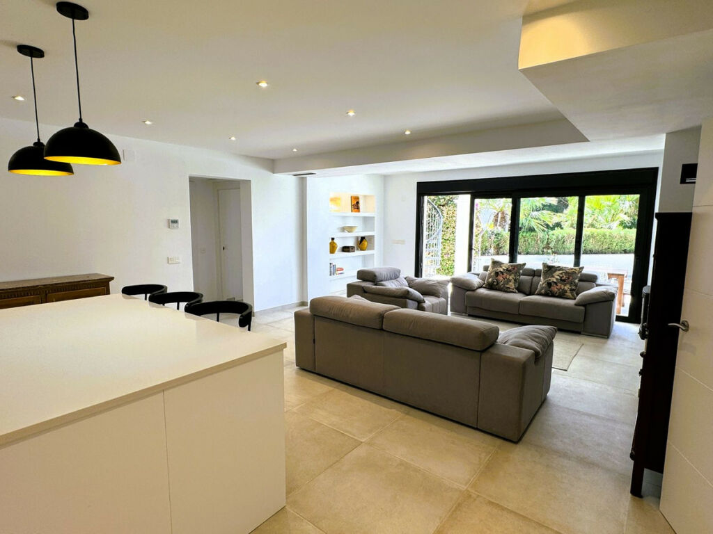 Detached Villa Marbesa Málaga - image 21