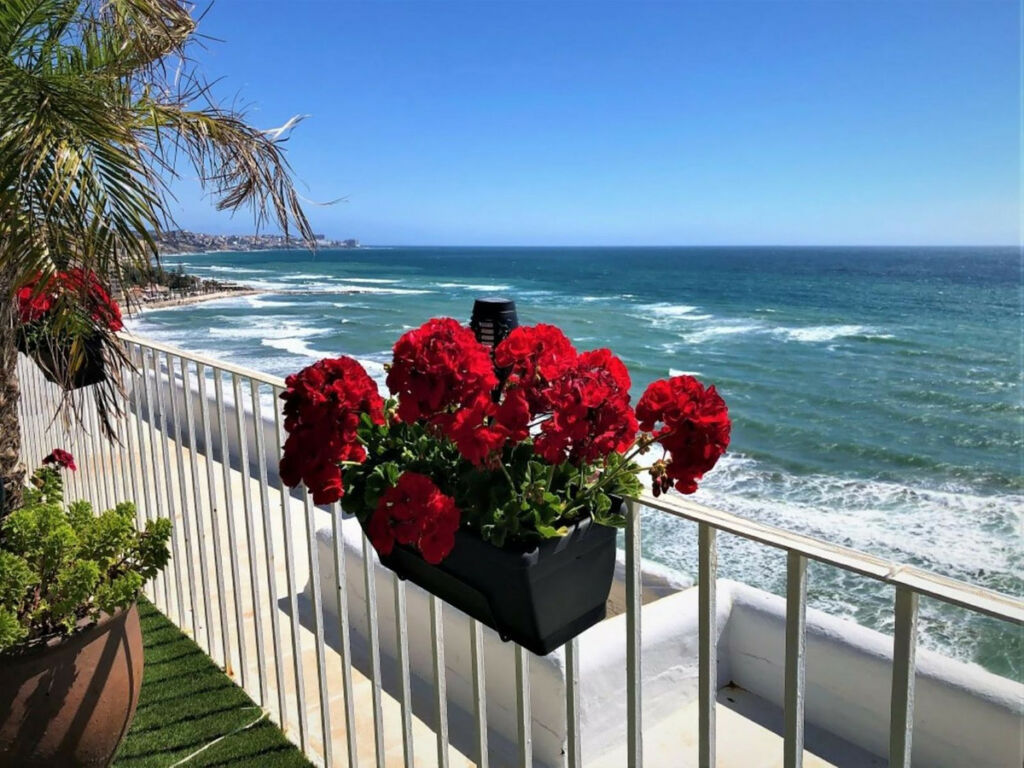 Penthouse Fuengirola Málaga - image 21