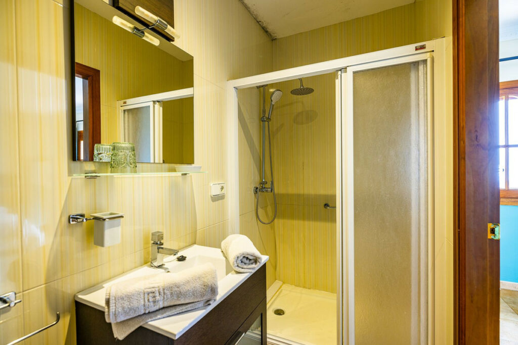 Detached Villa Cómpeta Málaga - image 21