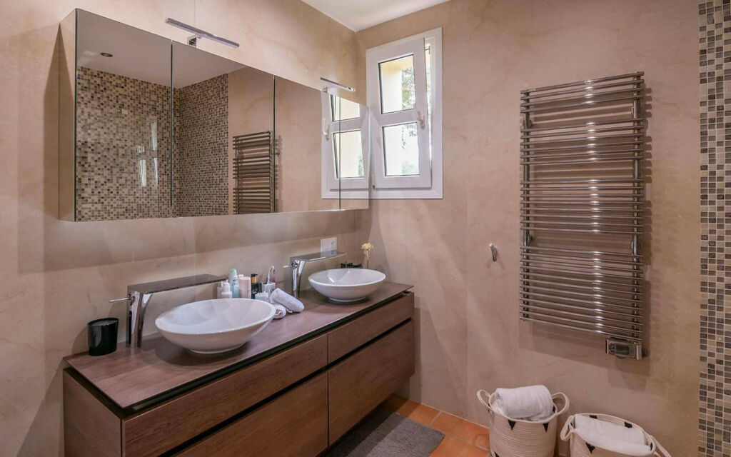 Detached Villa Sotogrande Cádiz - image 21