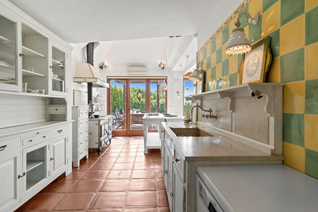 Detached Villa Marbesa Málaga - image 22
