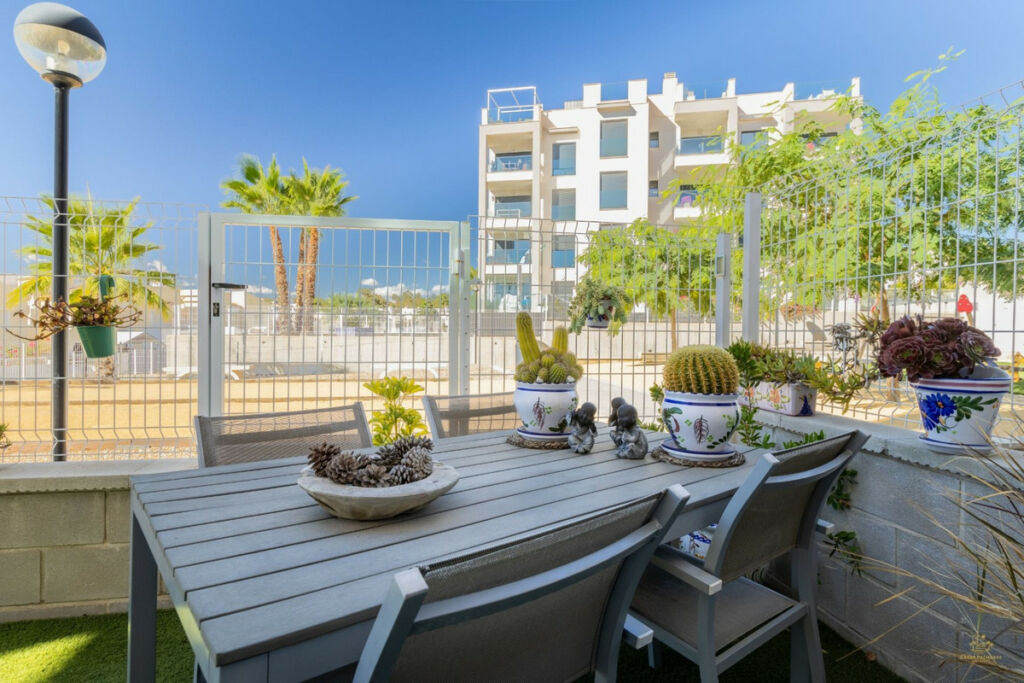 Ground Floor Apartment Villamartin Alicante - image 21