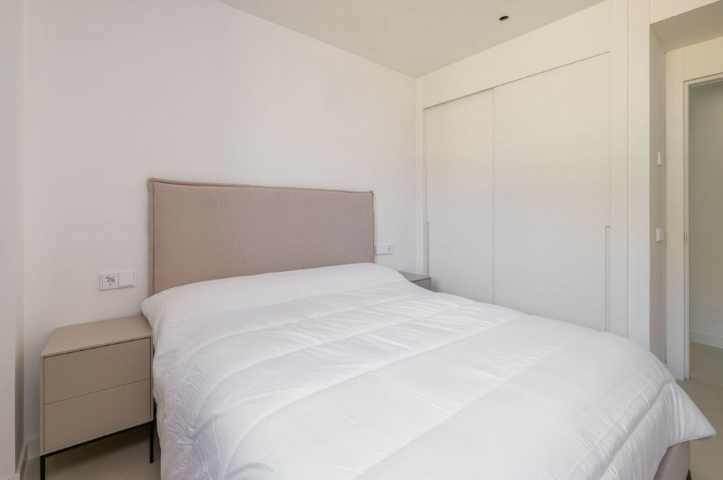 Middle Floor Apartment Carvajal Málaga - image 22
