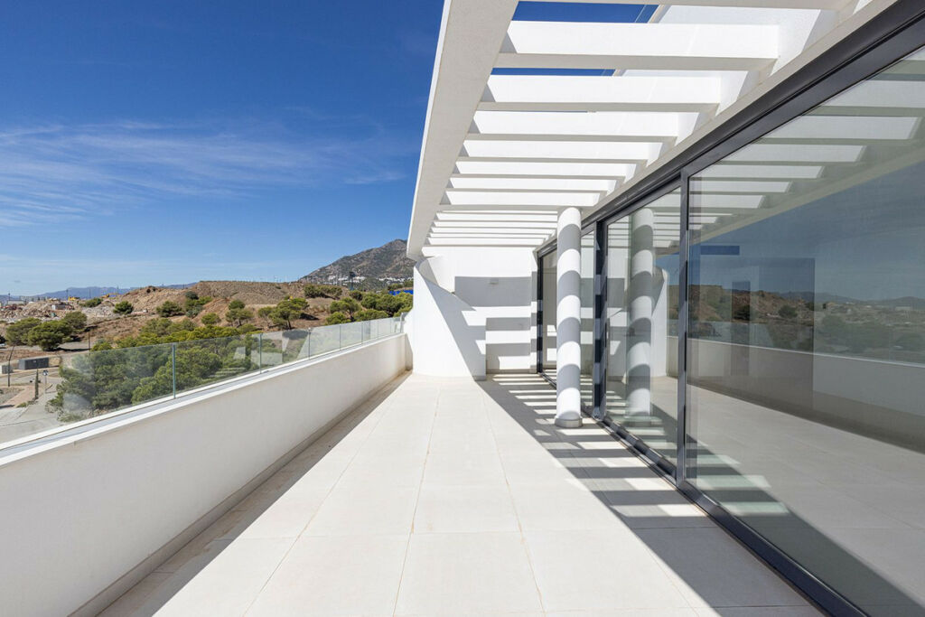 Penthouse Fuengirola Málaga - image 22