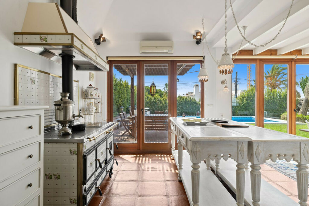 Detached Villa Marbesa Málaga - image 23