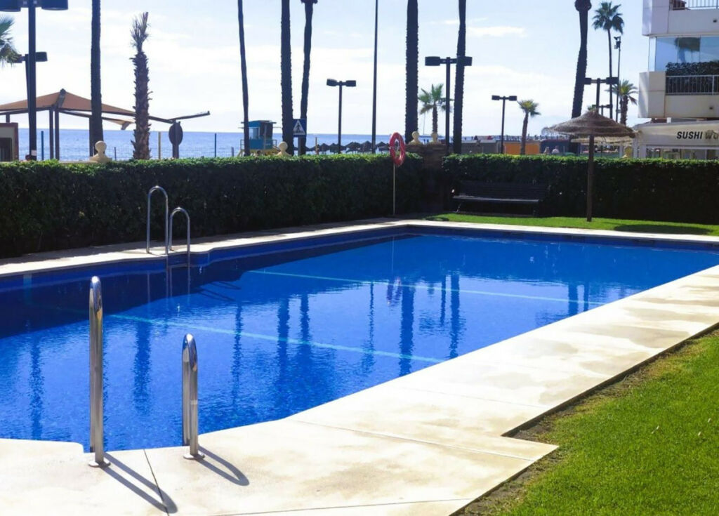 Penthouse Fuengirola Málaga - image 23