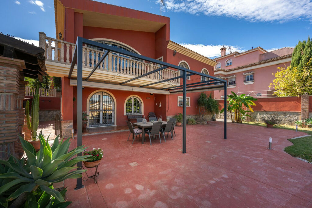 Detached Villa Alhaurín de la Torre Málaga - image 23