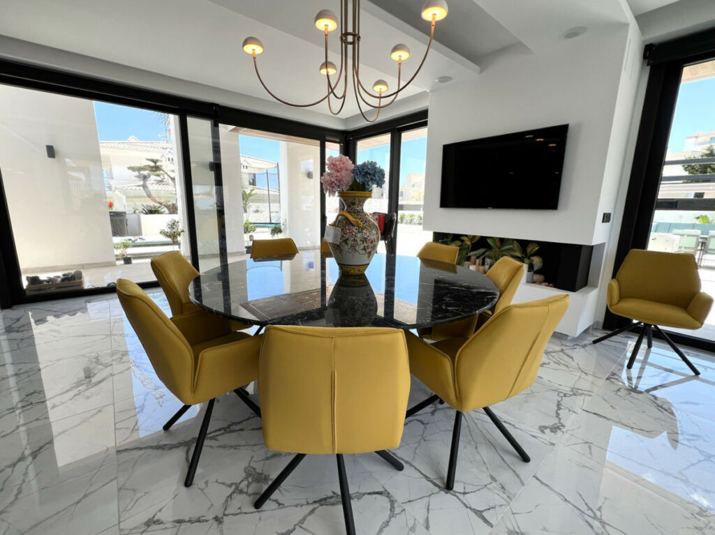Detached Villa Orihuela Costa Alicante - image 35