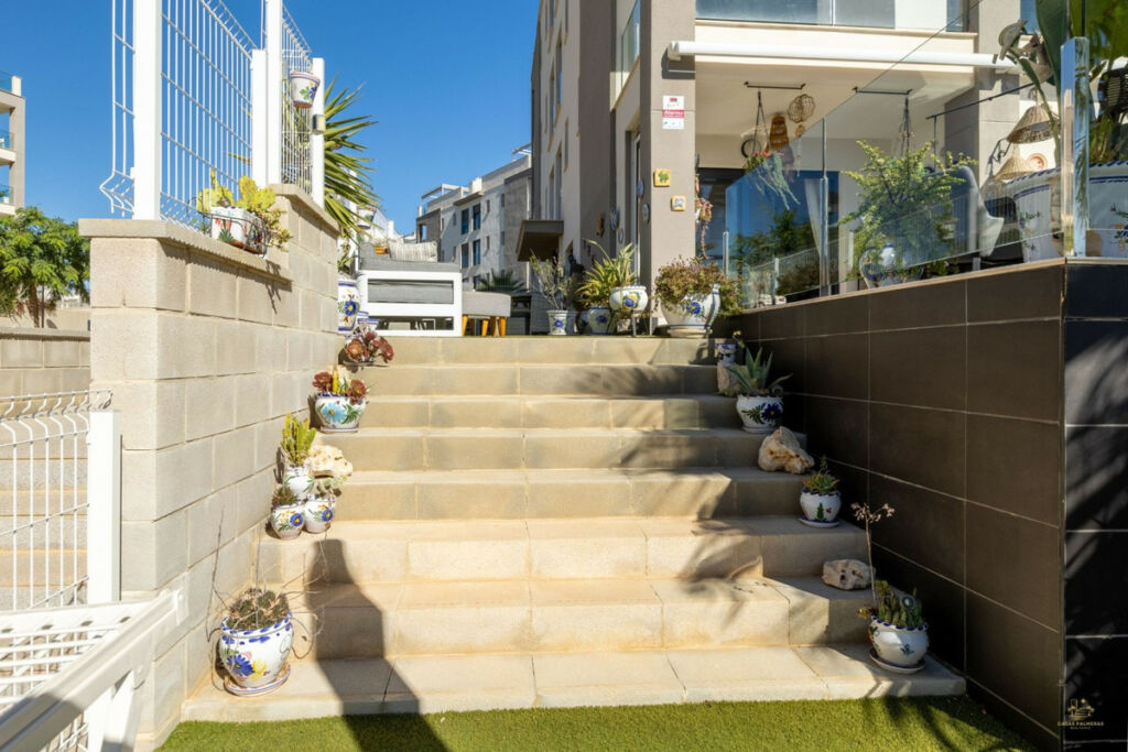 Ground Floor Apartment Villamartin Alicante - image 22