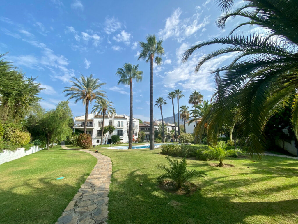 Ground Floor Apartment Nueva Andalucía Málaga - image 16