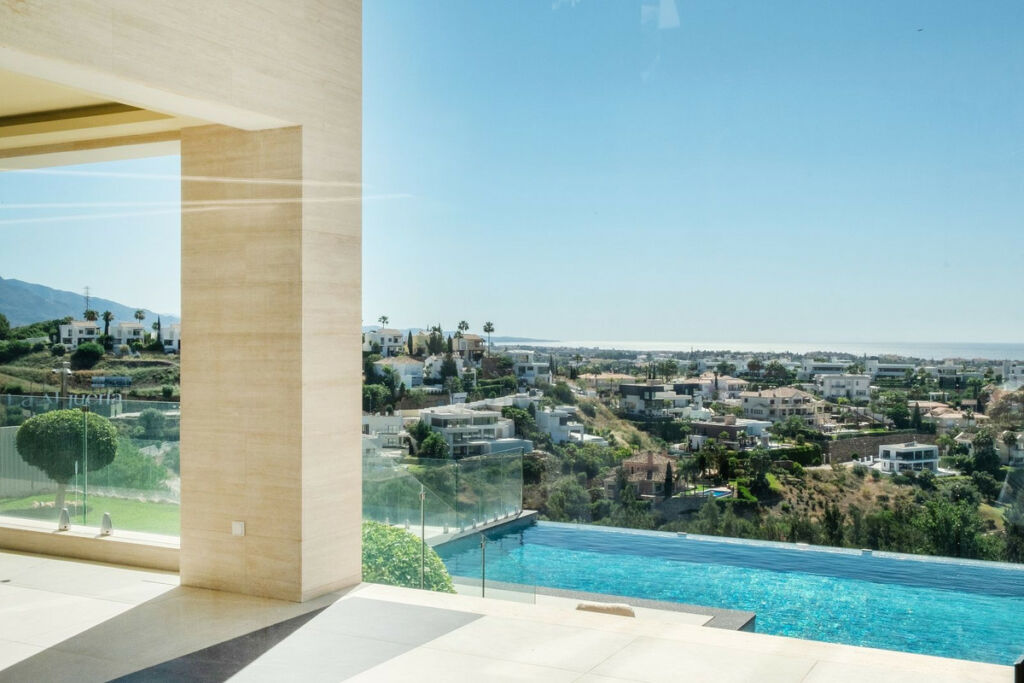 Detached Villa Benahavís Málaga - image 23